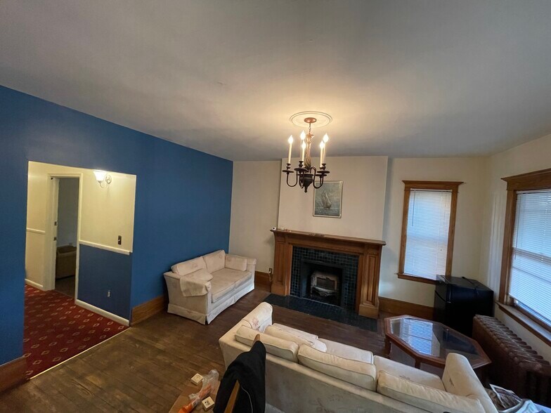 53 Englewood Ave 53 Englewood Ave Buffalo NY 14214 Apartment Finder