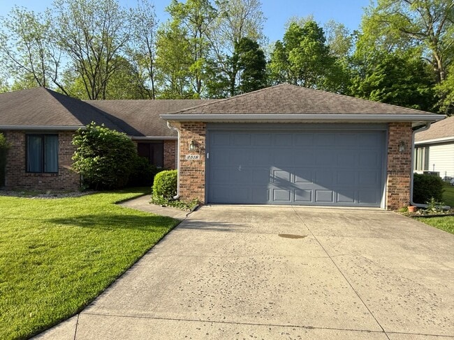 Primary Photo - Condo - Eagles Nest