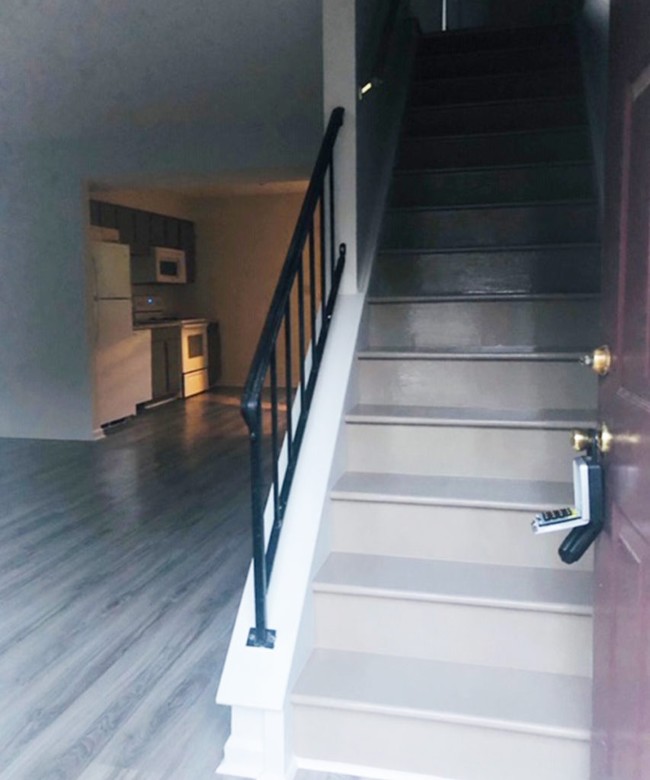 Interior Photo - Evergreen Townhouses