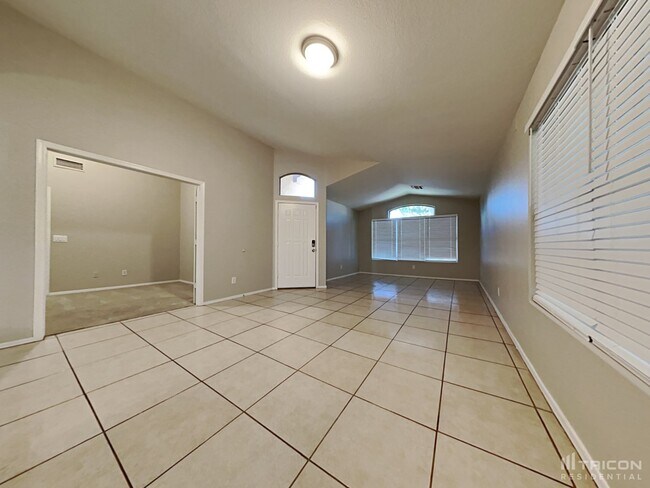 Building Photo - 1805 N 127th Dr