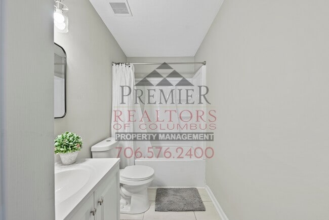 Building Photo - 6344 Newick Dr
