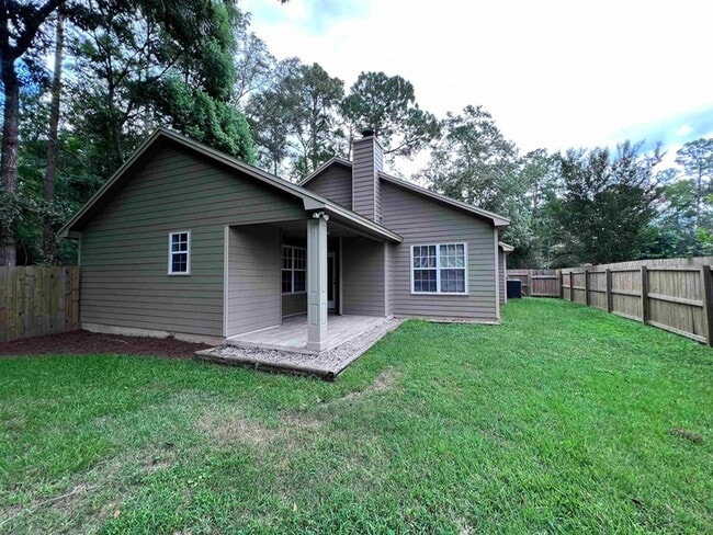 Building Photo - 8311 Hunters Ridge Trail