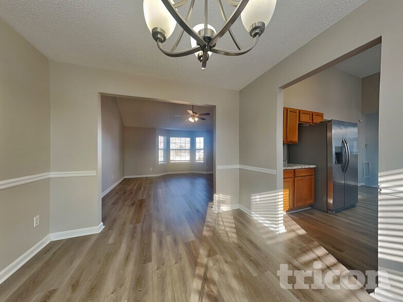 Building Photo - 816 Marcus Ln