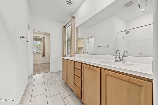 Building Photo - 20398 W Elm Dr