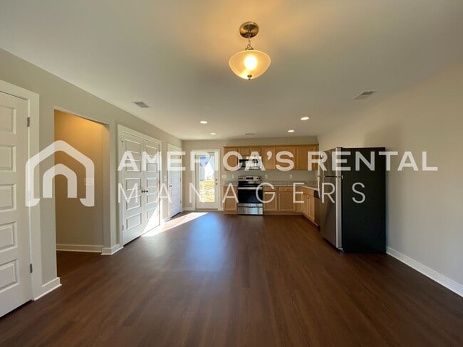 Building Photo - MOVE IN SPECIAL!!! - Wonderful Home for Rent in Talladega, AL... Available to View Now!!! - Sign ...
