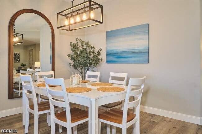 Building Photo - 9190 Southmont Cove