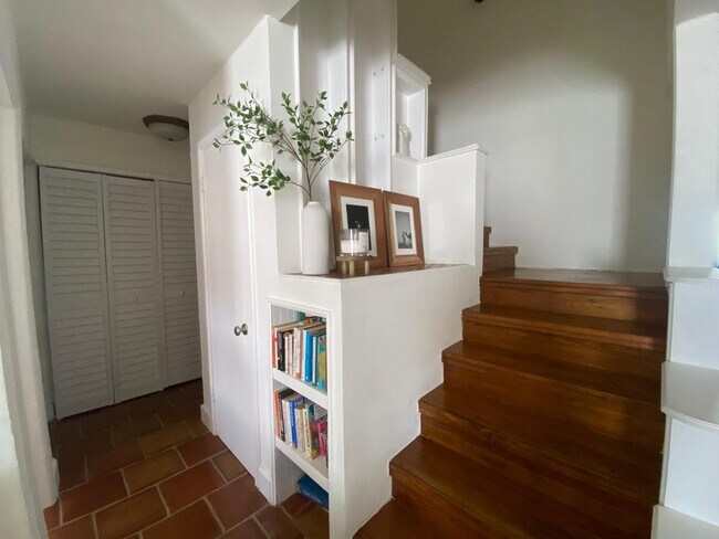Building Photo - 20908 Leeward Ct