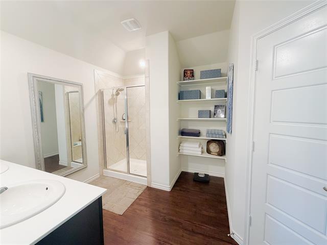 Building Photo - 3601 Sabine Dr