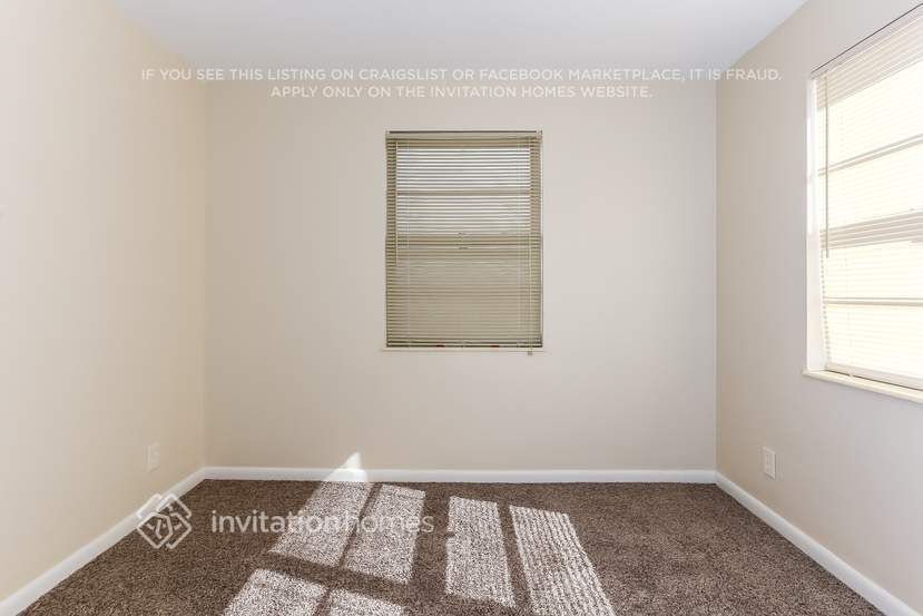 Building Photo - 1302 W Broward St