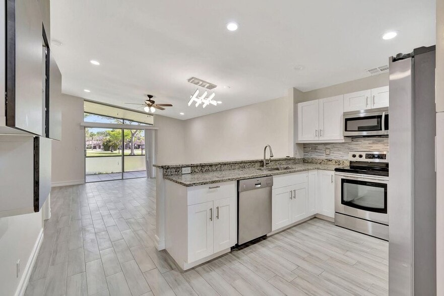 Primary Photo - 11555 Orange Blossom Ln