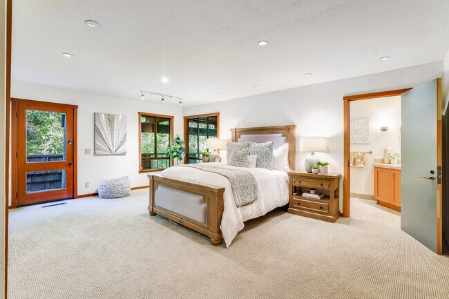 Building Photo - 1 Rimrock Rd