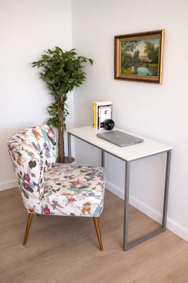 On Demand Setup | Additional Workspace Corner - 5860 Hazeltine Ave