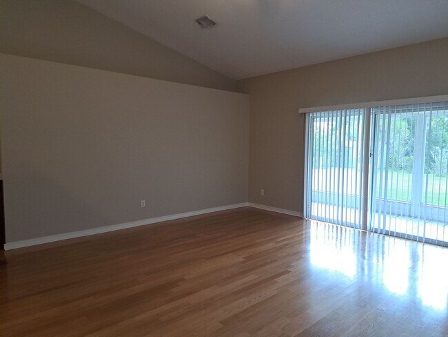 Building Photo - 3413 Jasmine Trace Ln