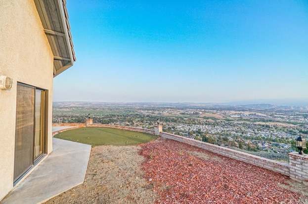 Building Photo - 7380 Live Oak Dr