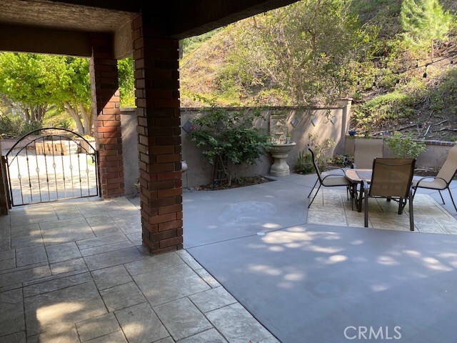 Building Photo - 781 S Foxdale Ln