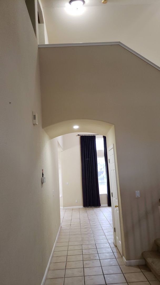 Building Photo - NICE TWO STORY IN WEST ROSEVILLE NEAR SCHO...