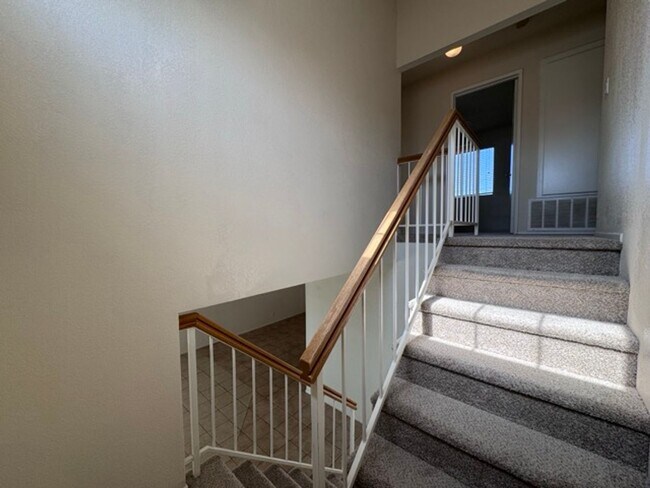 Building Photo - Spacious 3 Bedroom Menifee Home with Bonus...