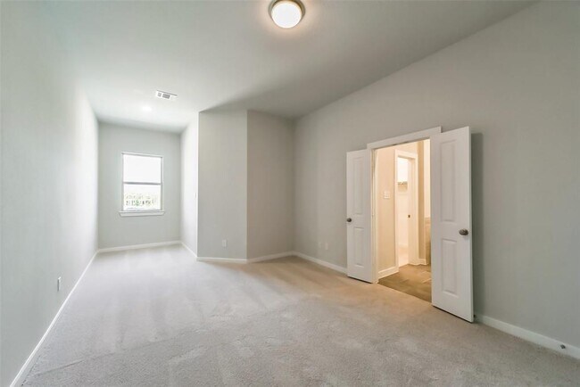 Building Photo - 16507 Texas Hill Country Rd