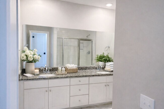 Building Photo - 3BR Townhome • Brand-New Build • 2 Car Garage Parking