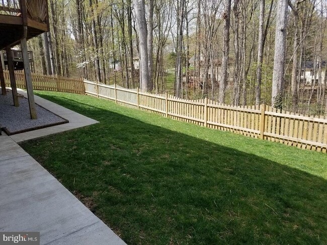 Building Photo - 15986 Cove Ln
