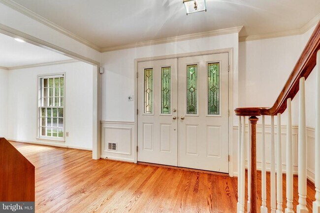 Building Photo - 1427 Laurel Hill Rd
