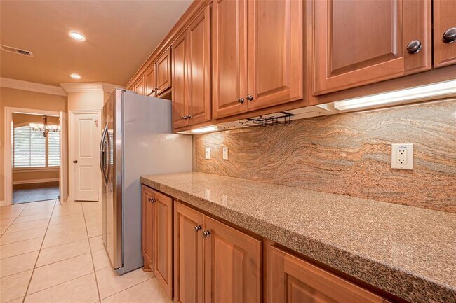 Building Photo - 14426 Summerleaf Ln