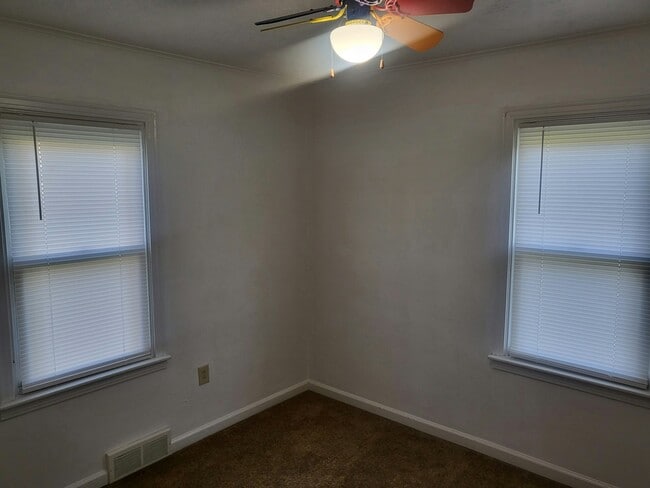 Building Photo - 259 Pleasant Dr