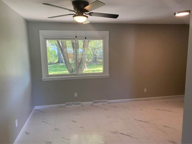 Building Photo - 1507 Difford Dr