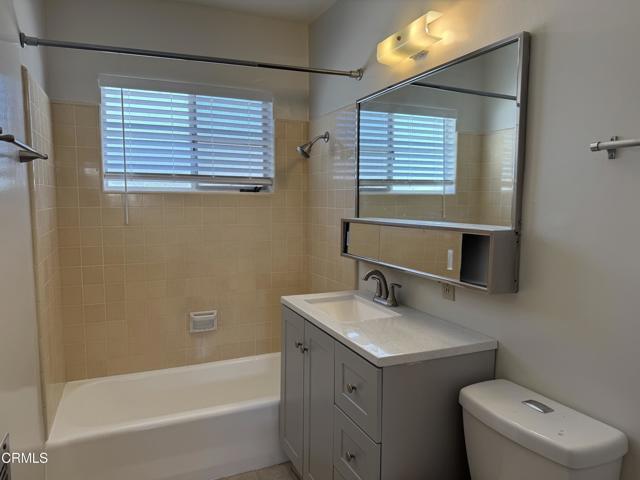 Building Photo - 520 Linwood Ave