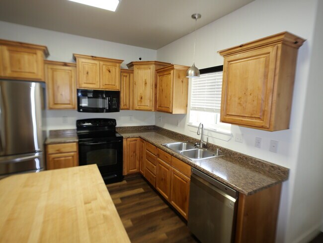 Building Photo - 7552 Lexi Loop