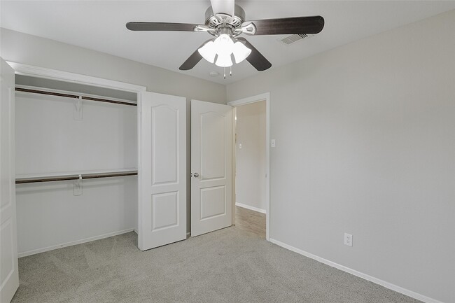 Building Photo - 24415 Strong Pine Dr