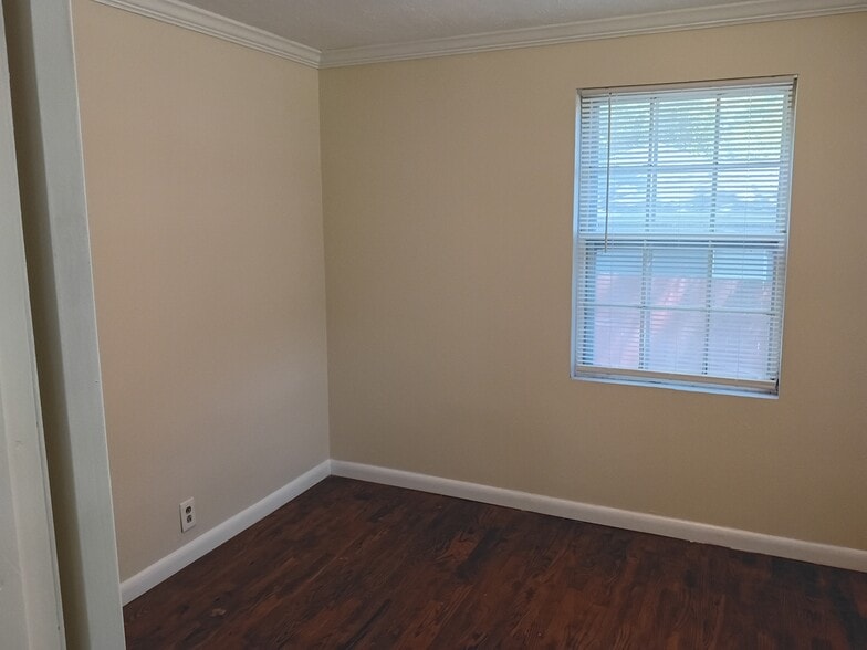 Building Photo - 139 Eagan Cir
