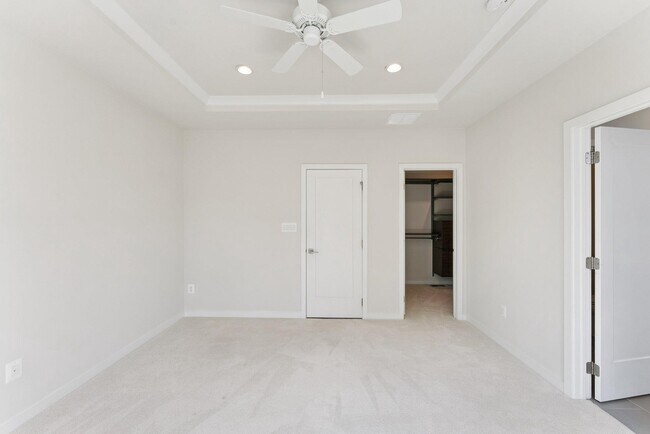 Building Photo - 4689 Charger Pl