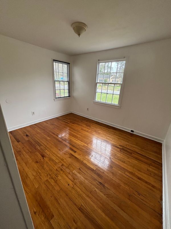 Building Photo - 30 Pine Valley Rd