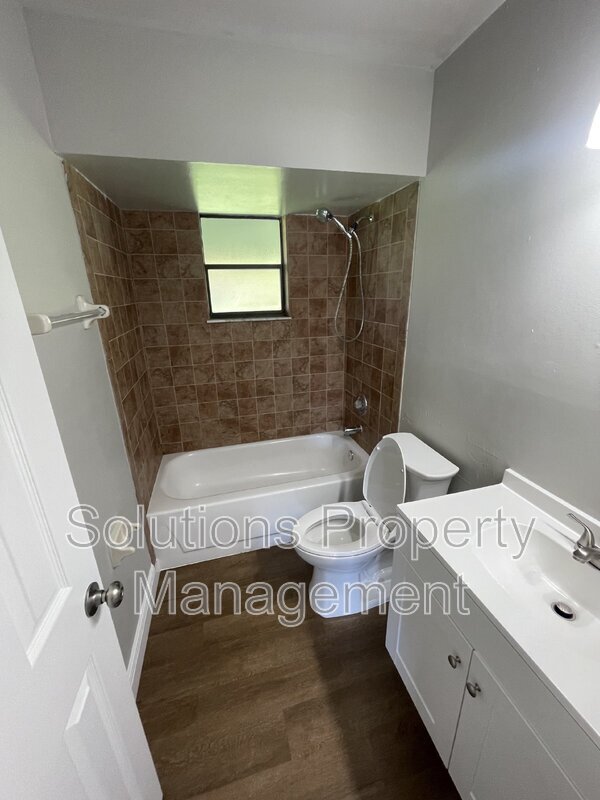 Building Photo - 1270 Gustrow Ave NW