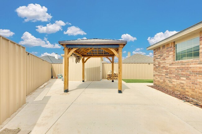 Building Photo - 409 E 97th St