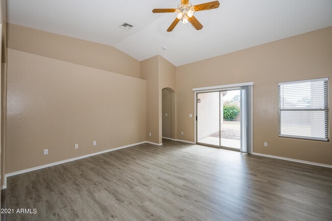 Building Photo - 1843 E Ebony Pl