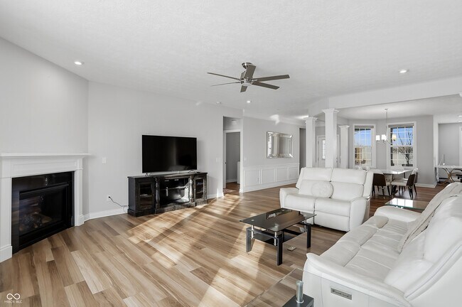 Building Photo - 16067 Loire Valley Dr