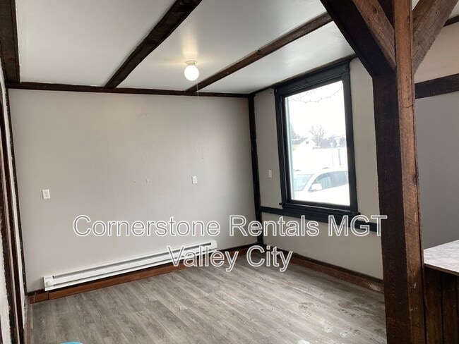 Building Photo - 261 College St SE