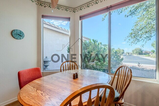 Building Photo - 4269 E Cassia Ln