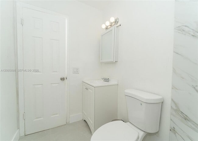 Building Photo - 2260 Charleston St