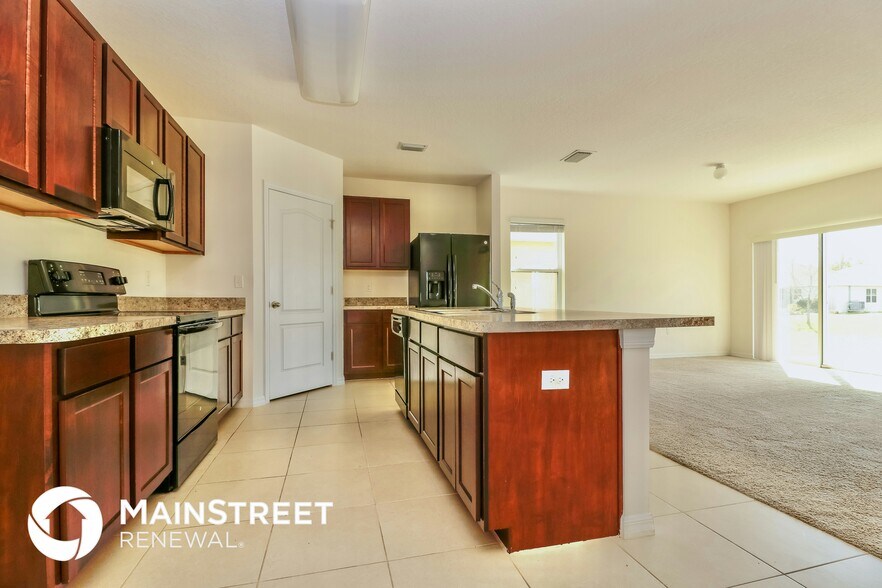 Building Photo - 14606 Potterton Cir