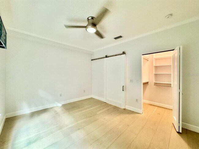 Building Photo - 4207 S Dale Mabry Hwy