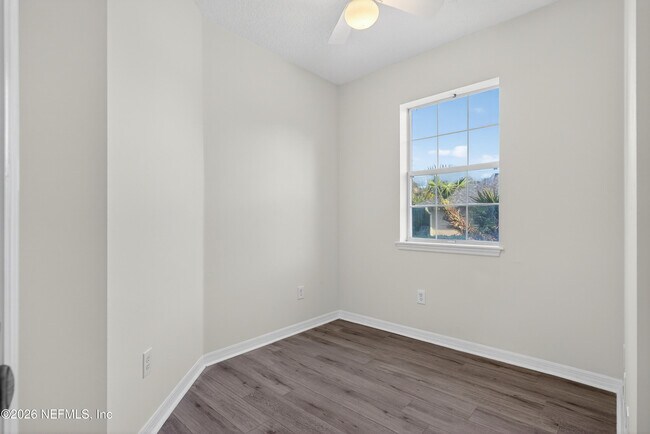 Building Photo - 430 Marsh Point Cir