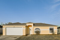 Building Photo - 2550 Sage Dr