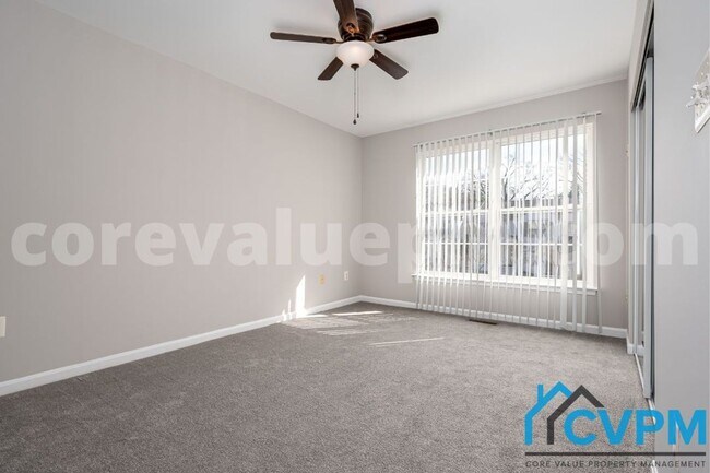 Building Photo - 1691 Fallowfield Ct