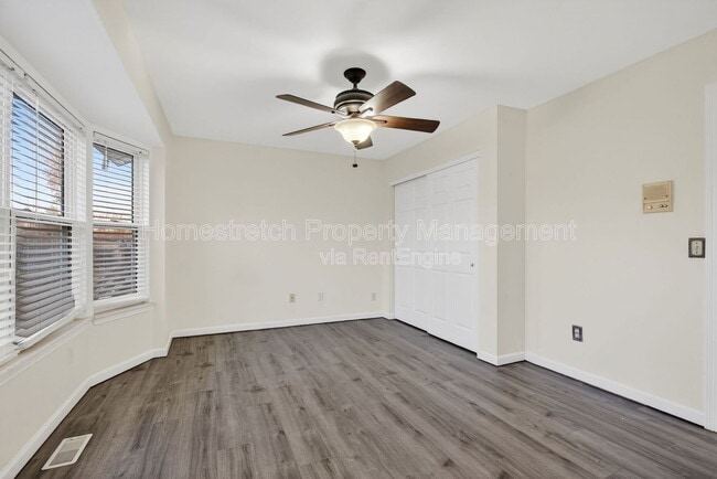 Building Photo - 4 Devondale Pl