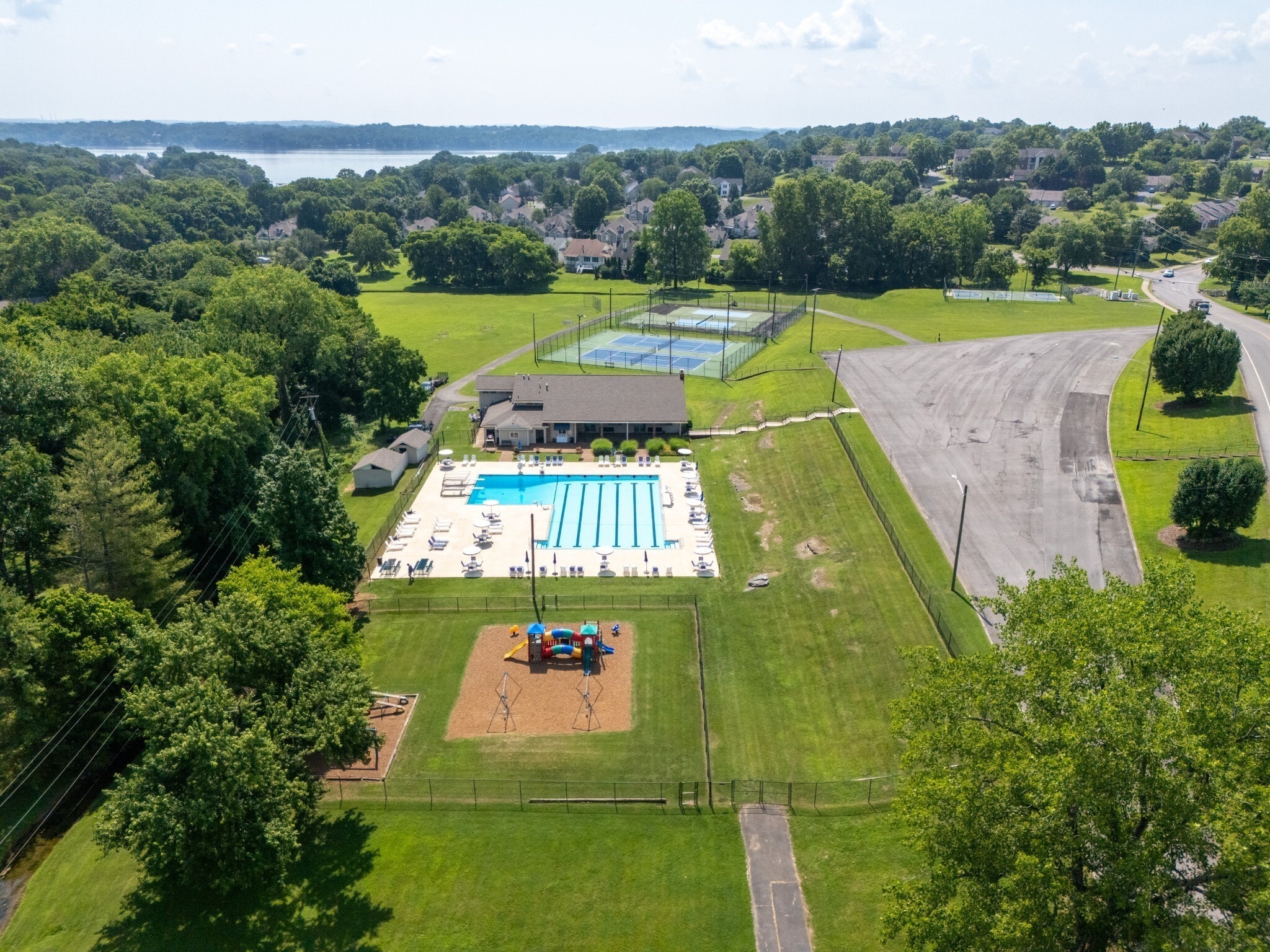 Building Photo - 104 Waterview Dr