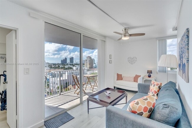 Building Photo - 1255 Collins Ave