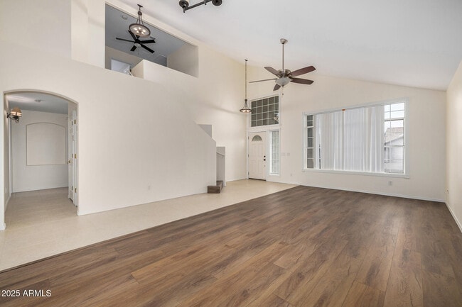 Building Photo - 15002 S 47th St